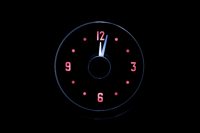 RLC-51C Clock Gauge Wild Rose Theme at Night